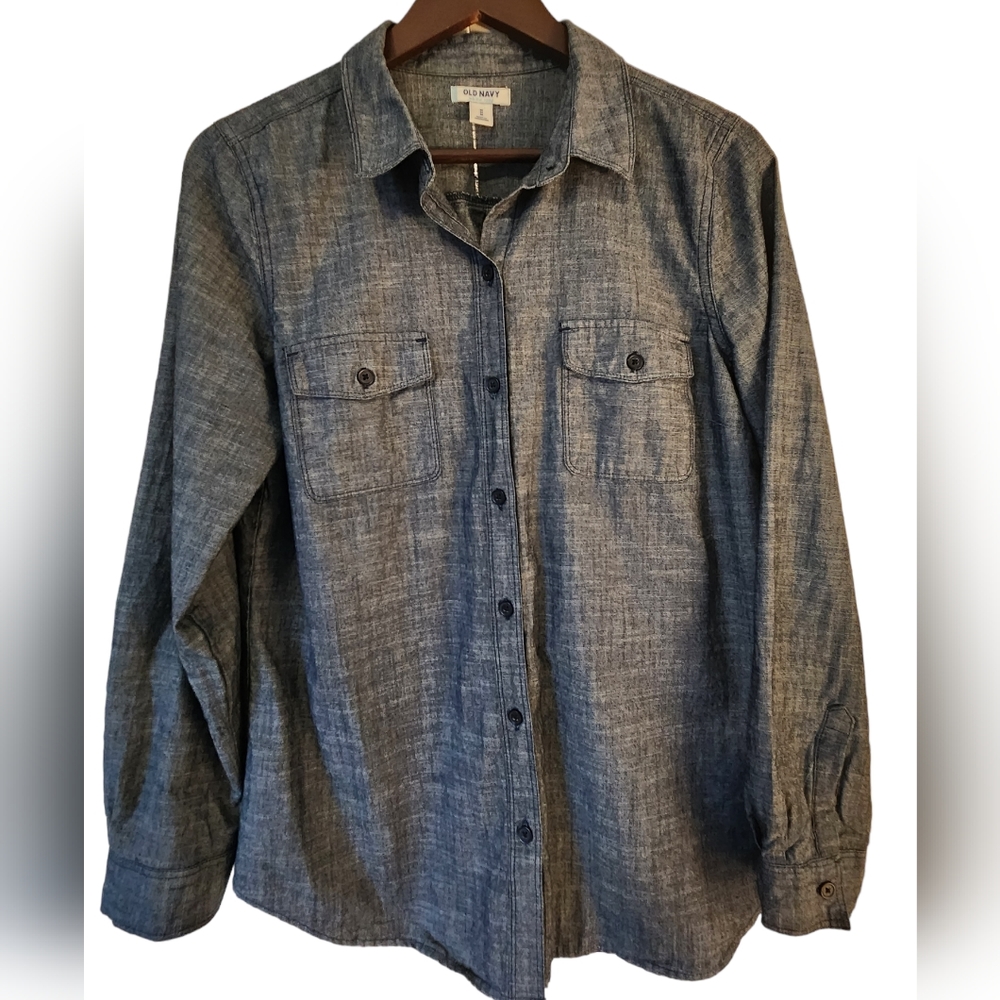 Old Navy denim gray button-down top, women's medium